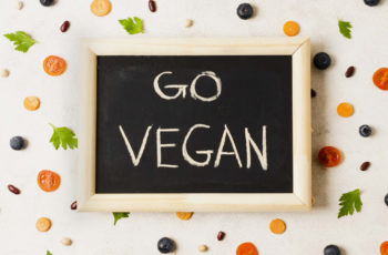 Kombi Cura Curso Online de Culinária Vegana: queijos veganos vegetais